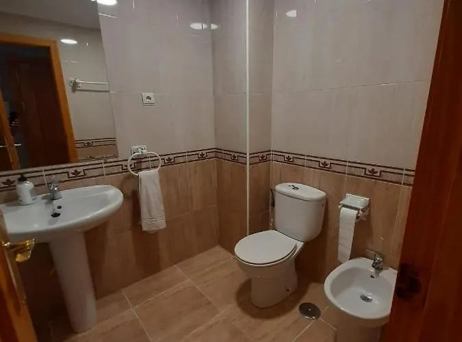 Torrevieja-lugomar * تورّيفيِخا